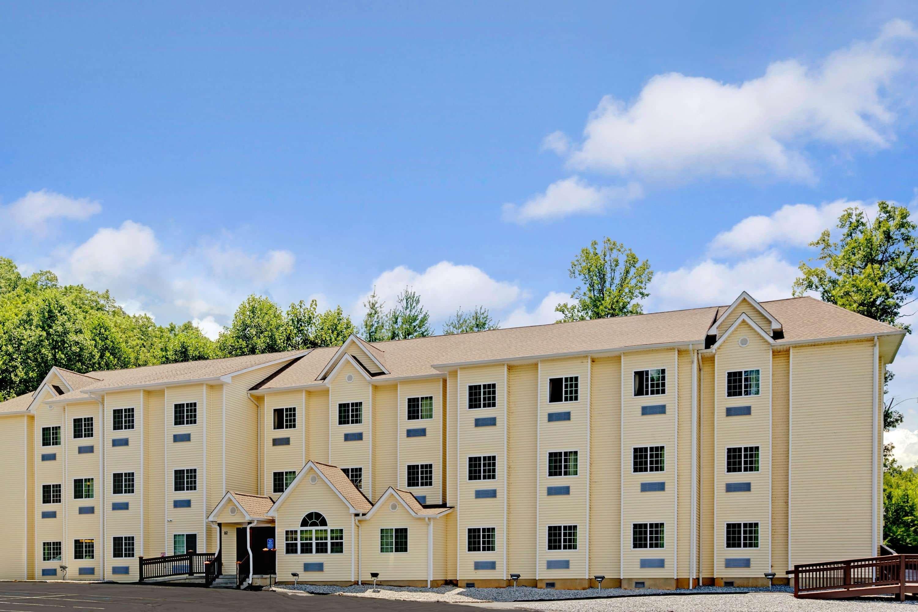 Microtel Inn & Suites By Wyndham Брайсон-Сіті Екстер'єр фото